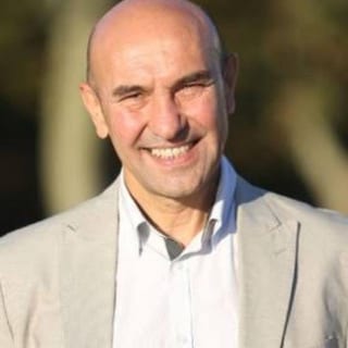 Tunç Soyer